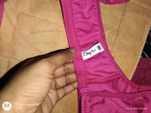 UNUSED LINGERIE BRA 🖤🩷