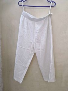 Comfortable White Wide-Leg Cropped Pants