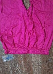 New and unused Pink Leggings