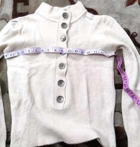 Button-Down Knit Top woollen