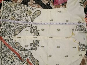 Cream Kurta with Intricate Embroidery
