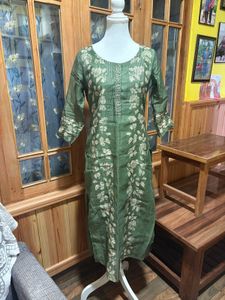 Elegant Green Floral Kurta Set