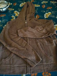 Cozy Brown zipped knit sweater for daily use