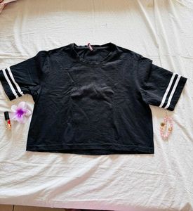 black crop top