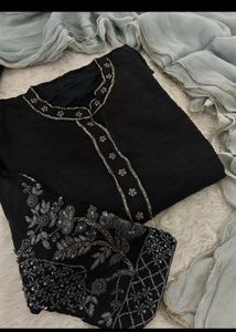 Elegant Black Kurta with Dupatta