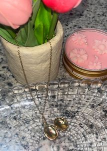 Vintage Floral Locket Necklace Open - Photo pendan