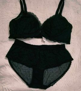 Very Beautiful Net Fancy Bra With Brief