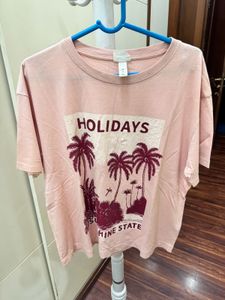 H&M Pink "Holidays" Graphic T-Shirt