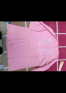 Pink Embroidered Kurta/ Tunic in L 40 size