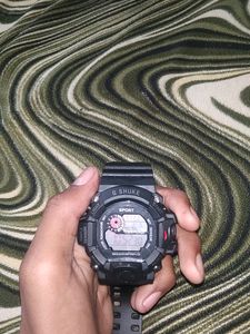 digital watch working and not used