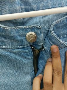 Light Wash Skinny Jeans
