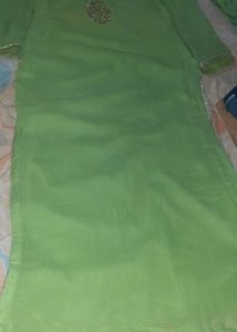 Elegant Green Embroidered Kurta Set