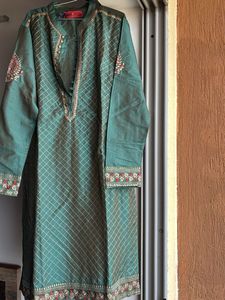 Elegant Green Mukaish Embroidered Kurta