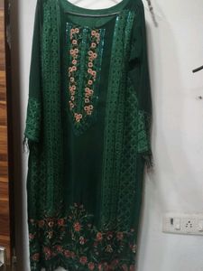 Elegant Green Embroidered Kurta with pant and dupa