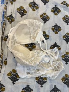 Lace Trim Floral Print Bra