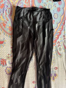 2 set of Yoga half pants