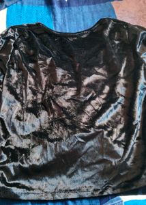 Stylish Black Velvet Crop Top
