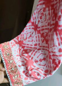 Elegant Pink Embroidered Kurta