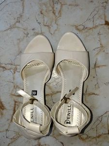 Stylish Cream Heels with Ankle Strap