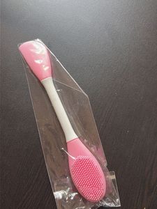 Dual-Ended Facial Tool - pack of 4