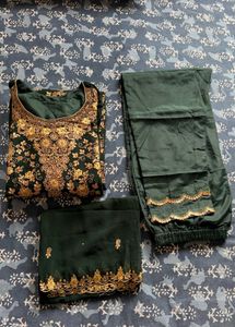 Elegant Green Embroidered Kurta set