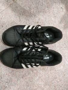 Black Shose Girls 8 No