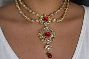 Vintage Stunning Red Stone Jewellery Set
