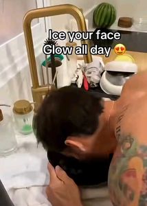 Ice Roller Face Massager Mold