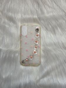 Cute Flower iPhone16 Case with Charm