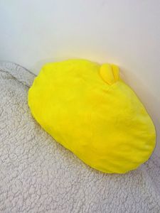 A Very Big TweetyHead Pillow Plushie 🐥