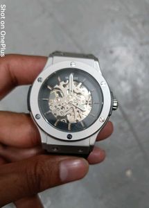 Hublot automatic and analog watch new watc