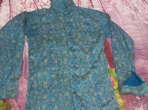 Teal Leaf Print Long Sleeve Shirt