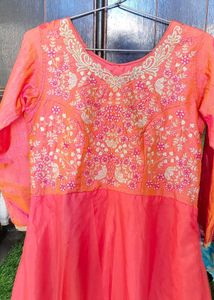 Elegant coral Embroidered maxi dress with floor le