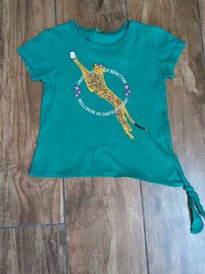 Benetton T-Shirt with Cheetah Graphic