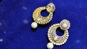 Elegant Pearl and Crystal Earrings