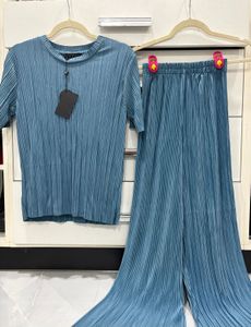 Thailand 🇹🇭 Pleated Co-ord Set