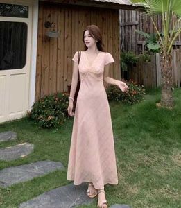 Elegant Pink Midi Dress