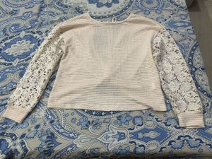 Beige backless Lace Sleeve Top