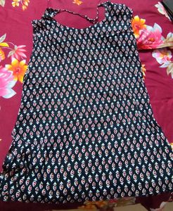 Cute Sleeveless Printed short kurti