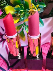 MyGlamm Manish Malhotra lipstick set 8