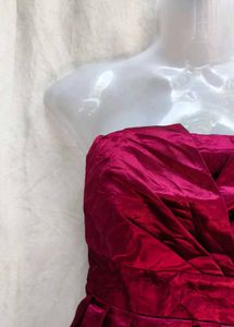 Stunning Strapless Magenta Cocktail Dress