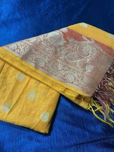 Elegant Banarasi Yellow Dupatta