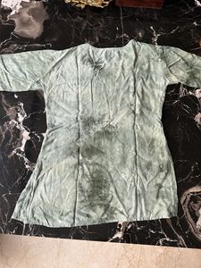 Embroidered Green Kurta