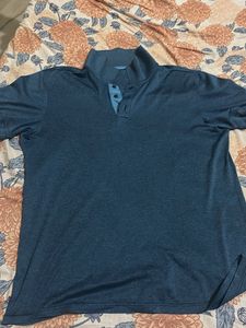 active wear tee shirt very mild use
