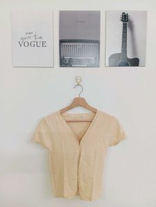 Women's Short Sleeve V-Neck Top