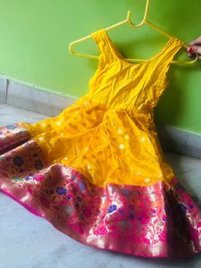 Kids lehenga