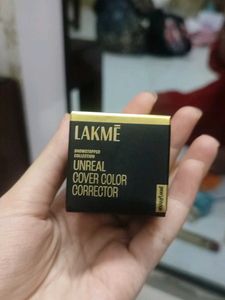 Unreal Cover Colour Corrector - Green