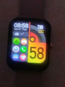 boult drift smartwatch with charging cables