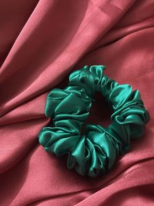 Hair Claw &amp; Scrunchie Set