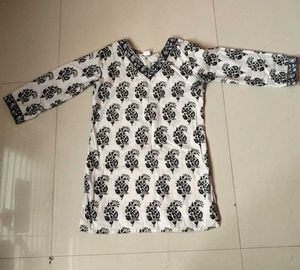 Printed Short Kurti